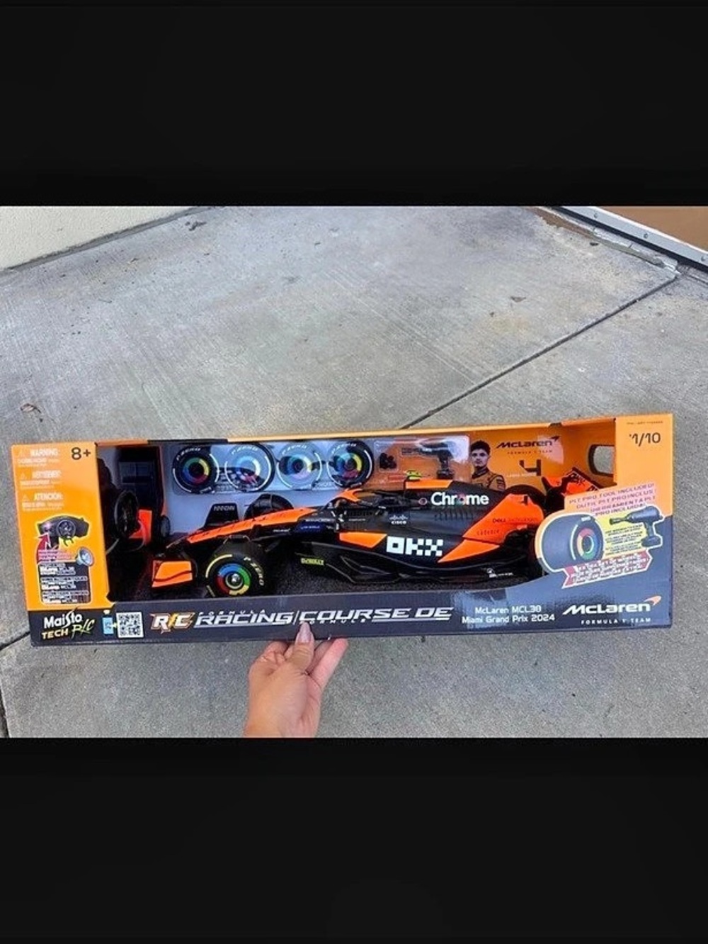 Hot Wheels Racing 1:18 Scale RC Ferrari SF90 Stradale RC Ferrari SF90 Stradale